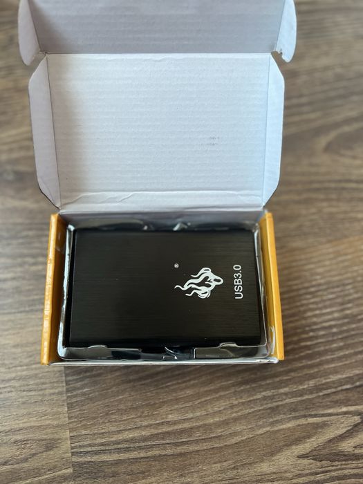 Външен хард диск 2TB USB 3.0 2.5 инча Алуминиев корпус Нов