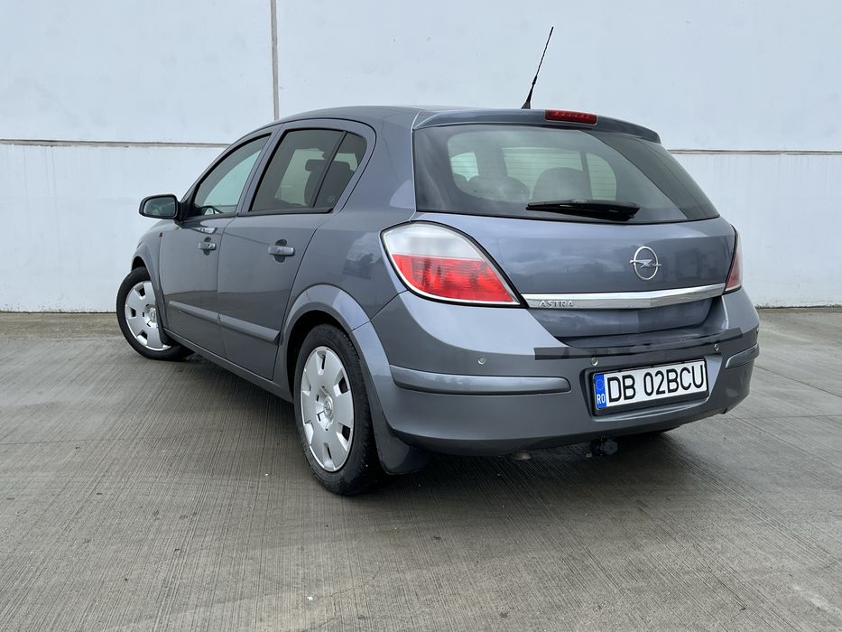 OPEL Astra 2004 — imagine 4