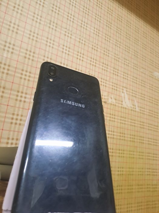 Продам телефон Samsung