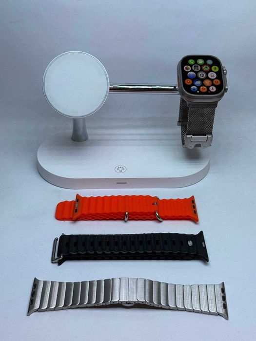 Apple Watch Ultra - GPS + Cellular (49mm)