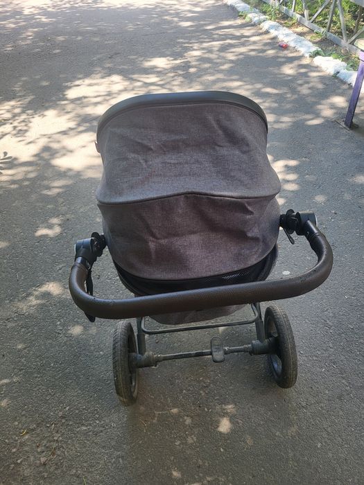 продам коляску 7000