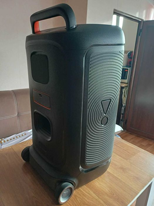 Аудио система JBL Partybox 520, Сменяема батерия,Гаранция