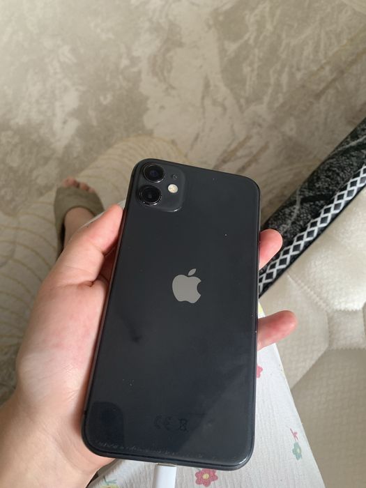 iPhone 11 64гб срочно