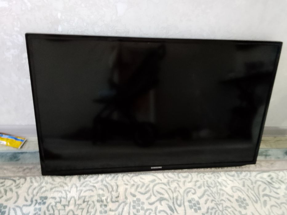 Продам телевизор Samsung