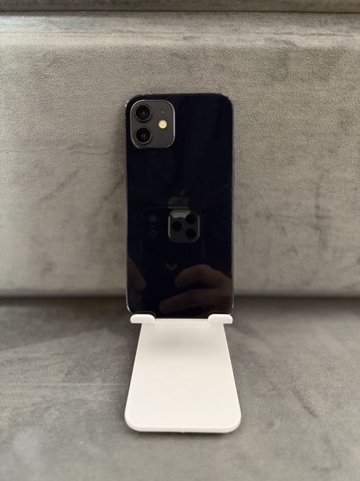 iPhone 12 - Black - 64GB - Baterie: 74%