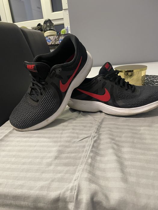 Dsquared, louis vuitton, valentino, Nike , adidas