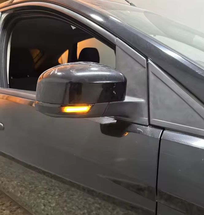 Нови динамични черни бягащи мигачи за Skoda, VW Jetta Passat Golf EOS