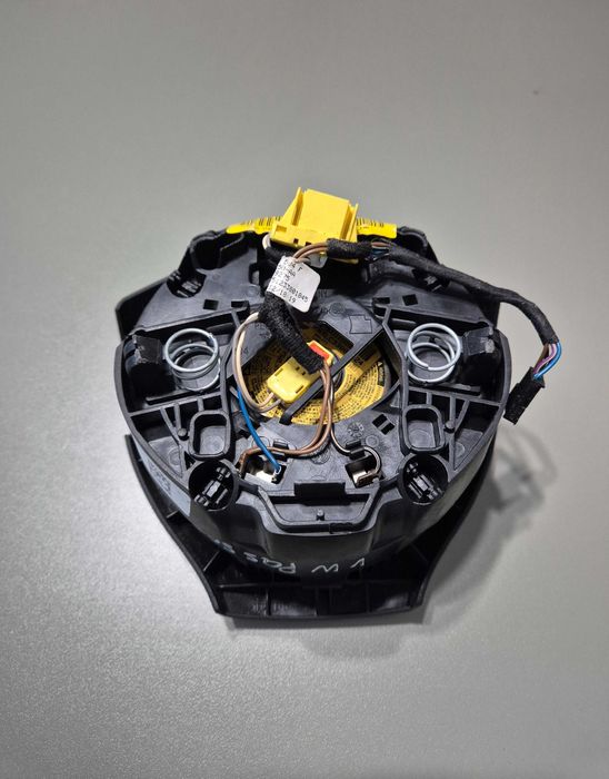 VW Голф 5/6, Пасат, Туран - Мулти Волан с Еърбег - Отлично Състояние