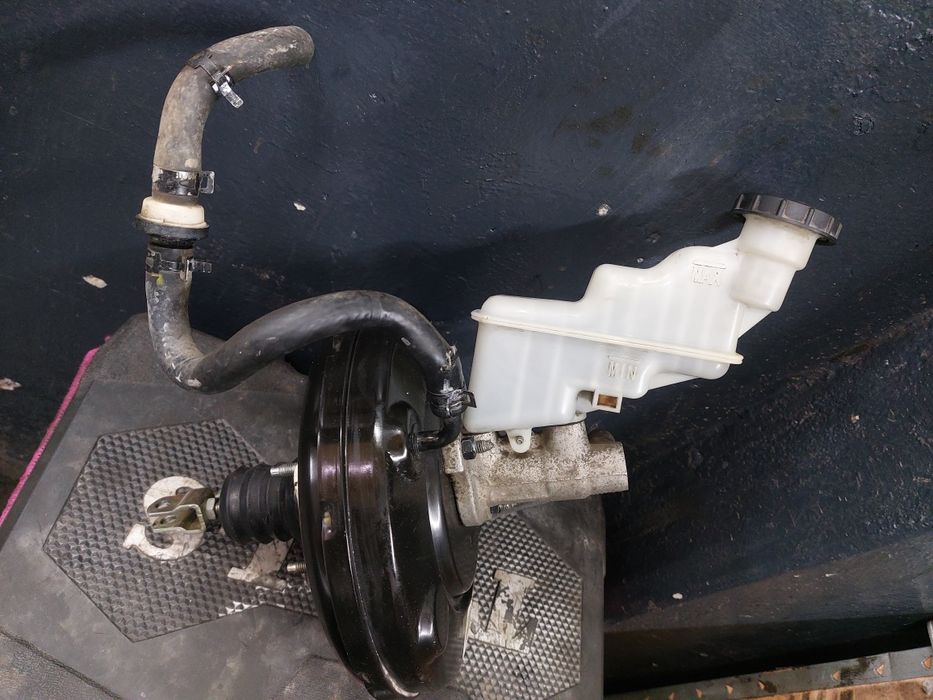 Тормозной цилиндр в сборе