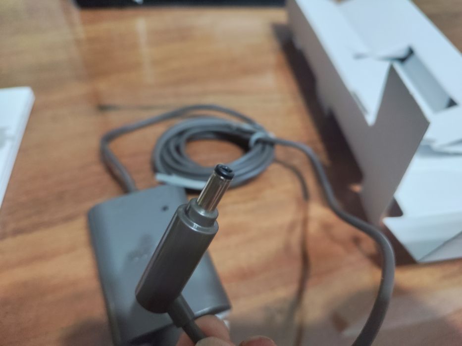 Зарядно за прахосмукачки Dyson - за кола 12 volt