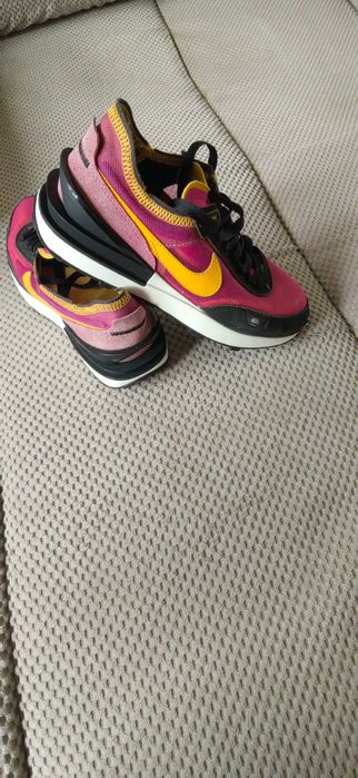 Nike waffle gold 37.5