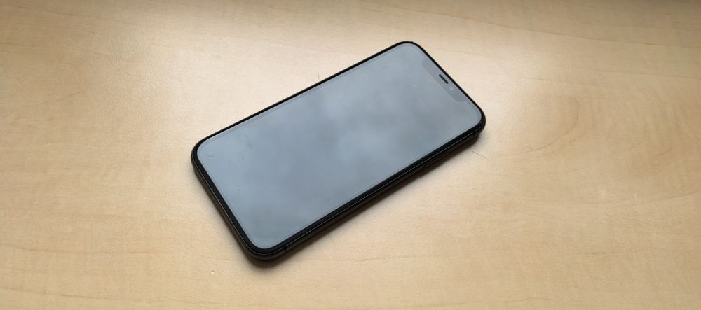 Display Iphone 11 + Carcasa + Capac Spate  (COMPLET - fara placa baza)