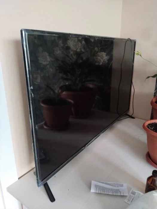 Продам телевизор