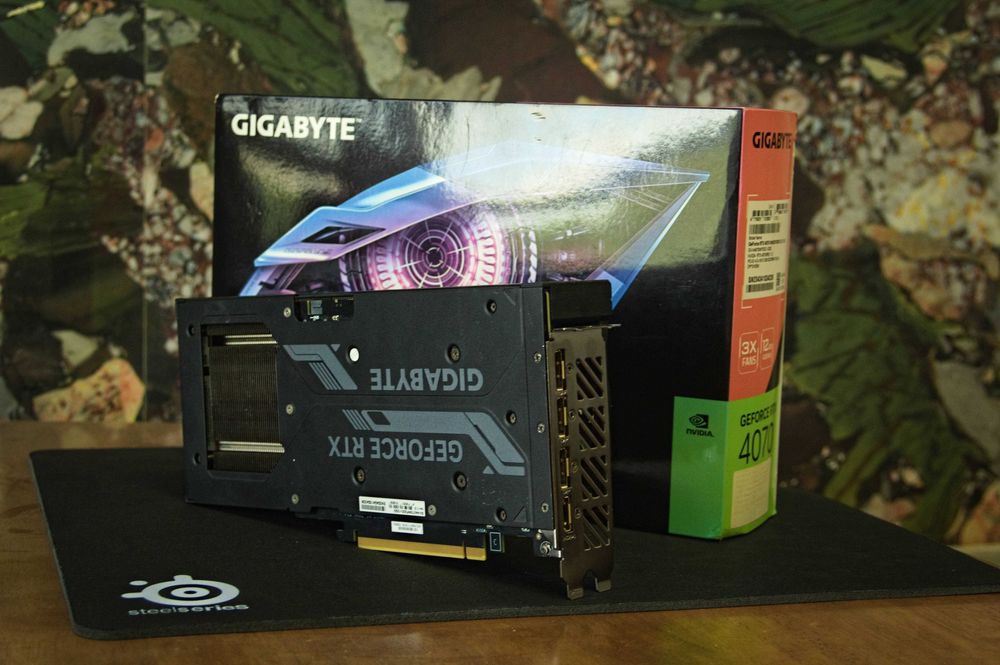 gigabyte RTX 4070 12gb OC