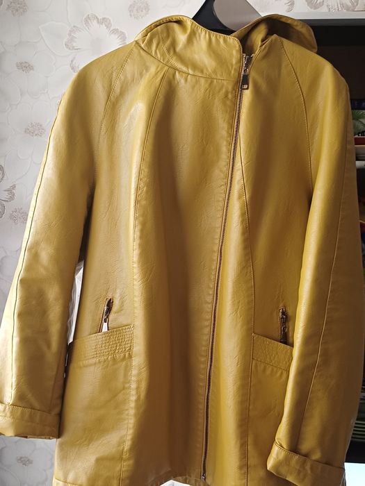 Продам куртку косуху