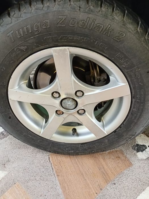 175/70 r13          .