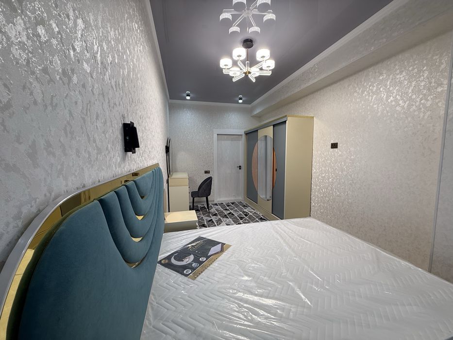 5 Mikrayon Shayx Bozorcha Oldida 2 xonalik 3 etaj Uy Sotiladi Srochni