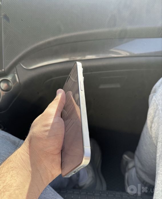 Iphone 15 pro max 256gb sotiladi