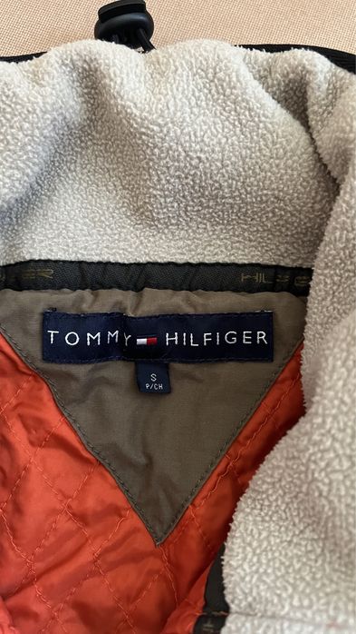Jachetă Tommy Hilfiger
