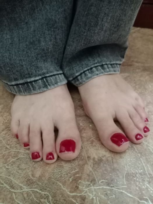 Маникюр и педикюр