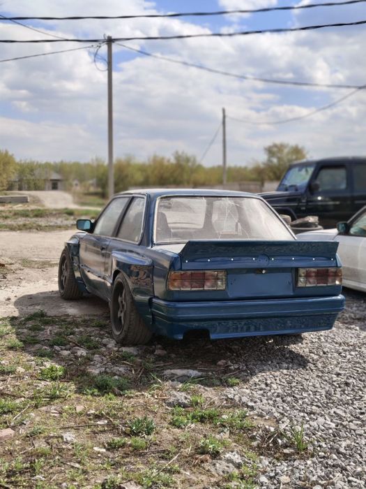 Спойлер для БМВ Е30 Дактеил BMW E30 Ducktail