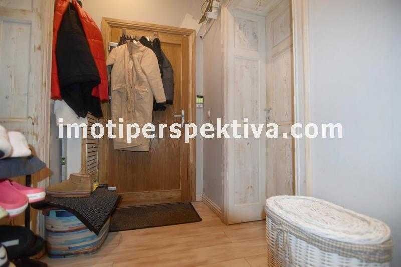 Продава се Тристаен апартамент в Пловдив, Беломорски - 105 кв.м за 1117 €/кв.м - Снимка #10