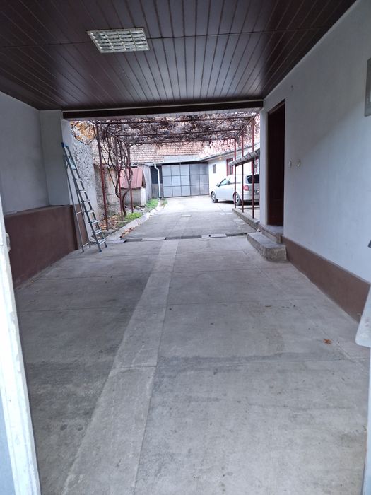 Casa la țara cu 5 dormitoare