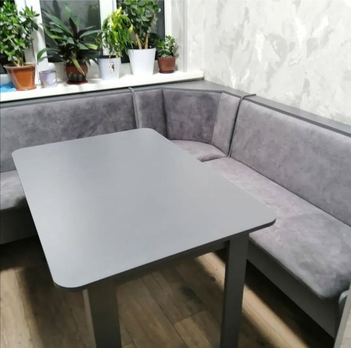 Кухонный уголок на заказ.