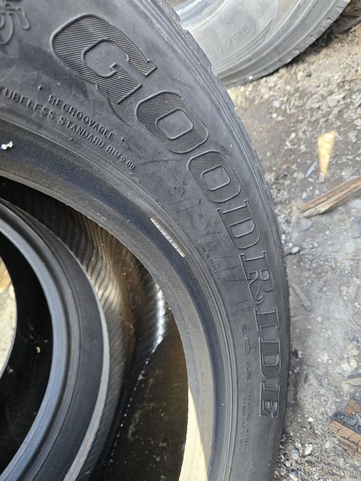 Anvelope 295 60 22.5 camion tracțiune recanelate profesional