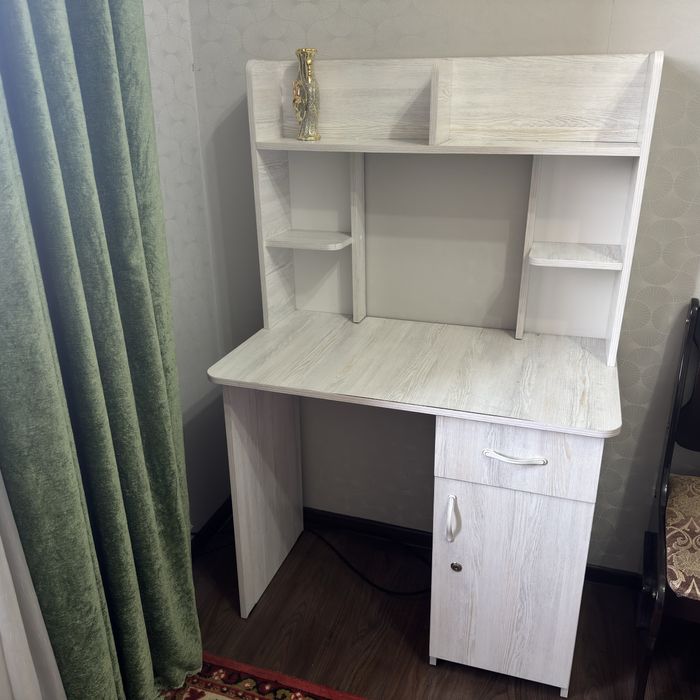 Мебель для детской комнаты в отличгом состоянии,все как новое