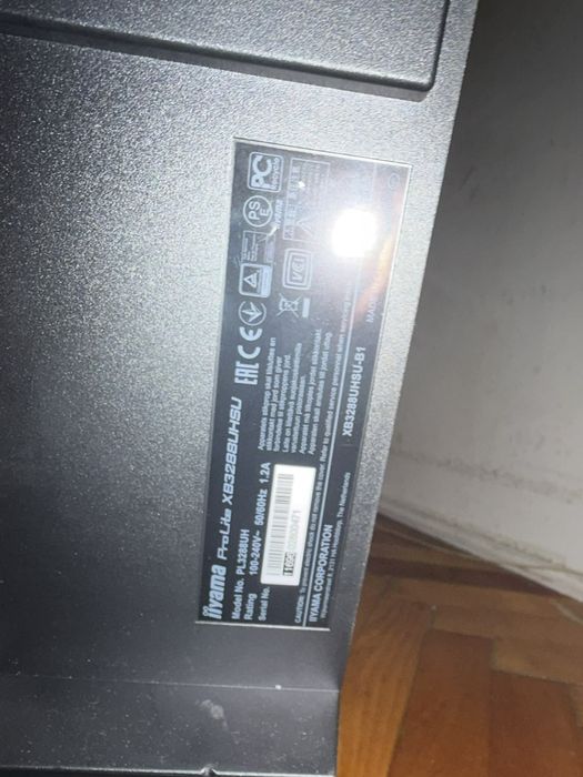 Monitor liyama cu functie 360