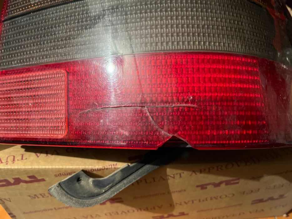 Vand stop VW Golf 4 Dreapta Fumuriu