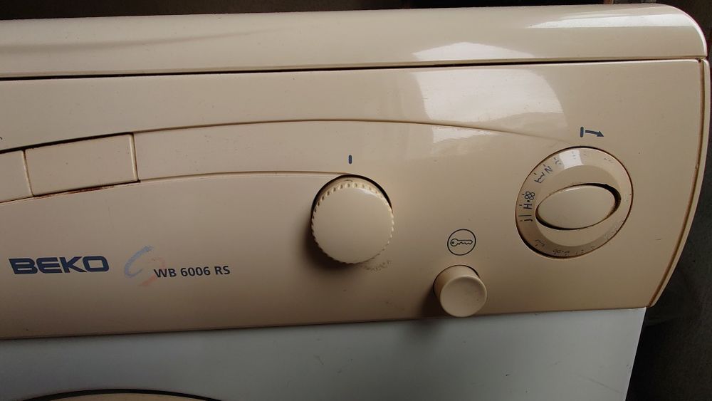 Пералня BEKO WB6006RS