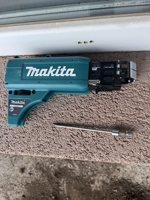 Пълнител (приставка) за винтоверт макита (makita)