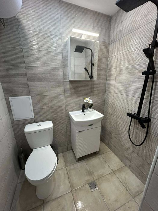 Продавам двустаен апартамент в гр. Перник кв. Изток