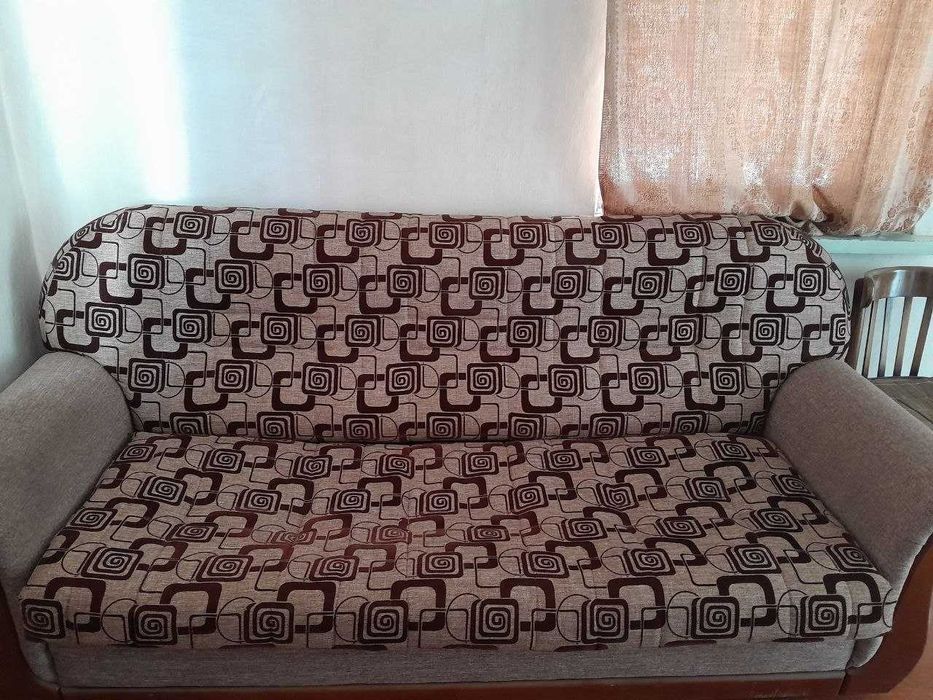 Диван кровать, кресла БУ.