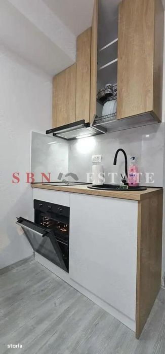 Garsoniera - 1 Decembrie 1918 | Moderna | Metrou