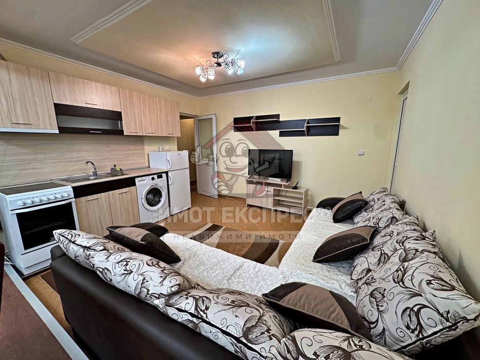 Дава се под наем Тристаен апартамент в Асеновград - 80 кв.м за 398.82 € - Снимка #5