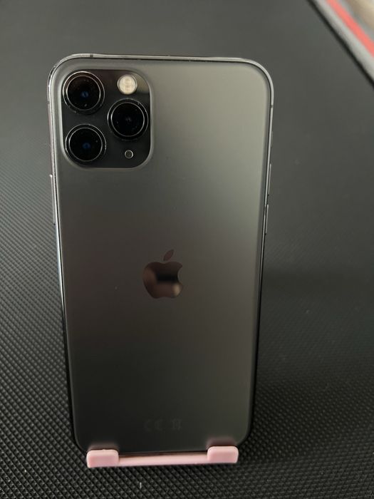 Продам iPhone 11 pro