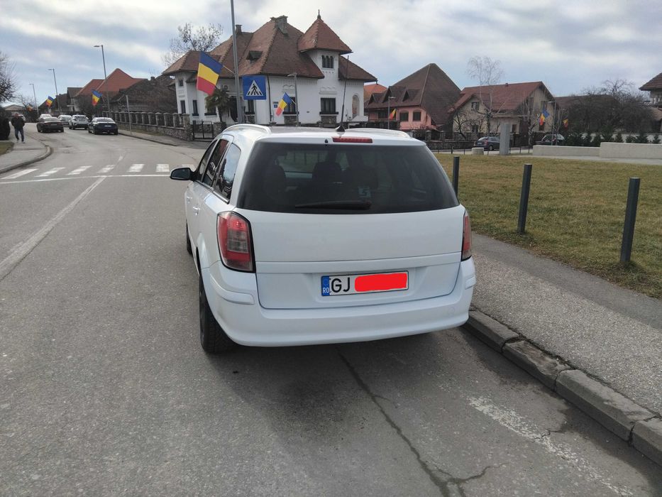 Opel ASTRA H 1.7 CDTI an 2010