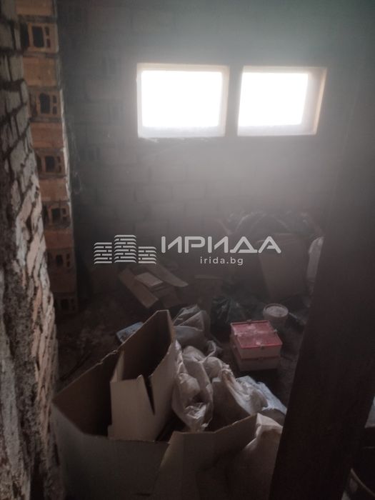 Къща в Мировяне