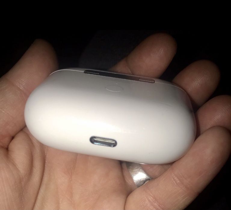 Айфон 7+ и Айрподс Про