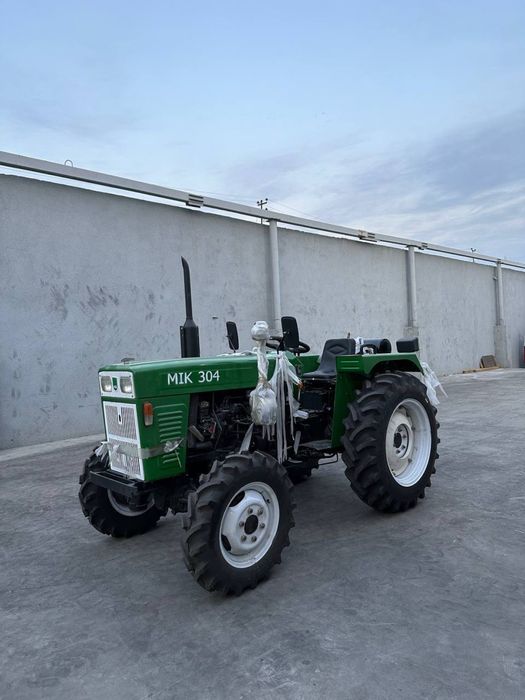 Traktor Mik 304