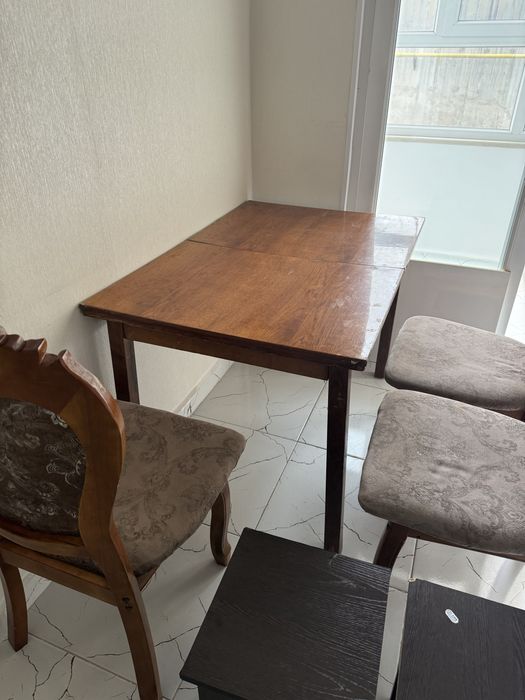 Стол стулья общий продается