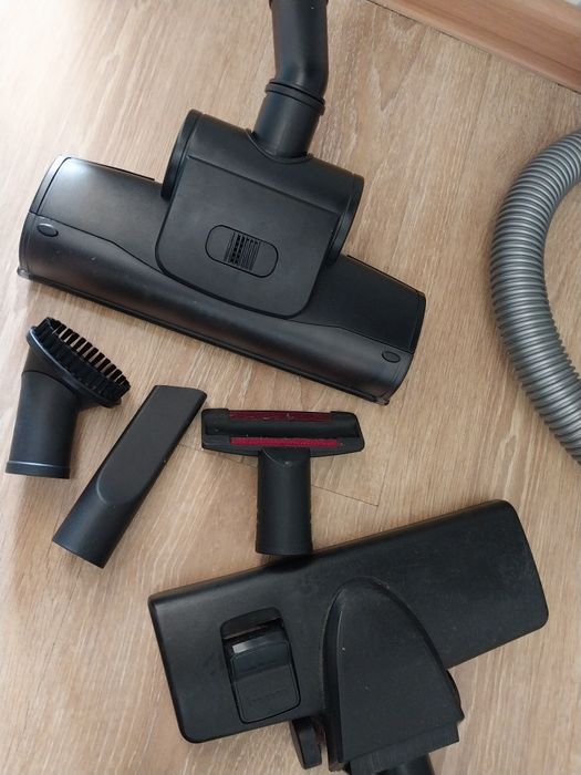 Продам пылесос продам