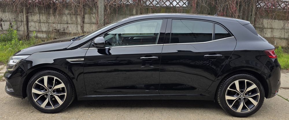 Renault Megane 2016  Bose / 1.2 Tce -130 Cp / Navi- Piele- Bi-Xenon /