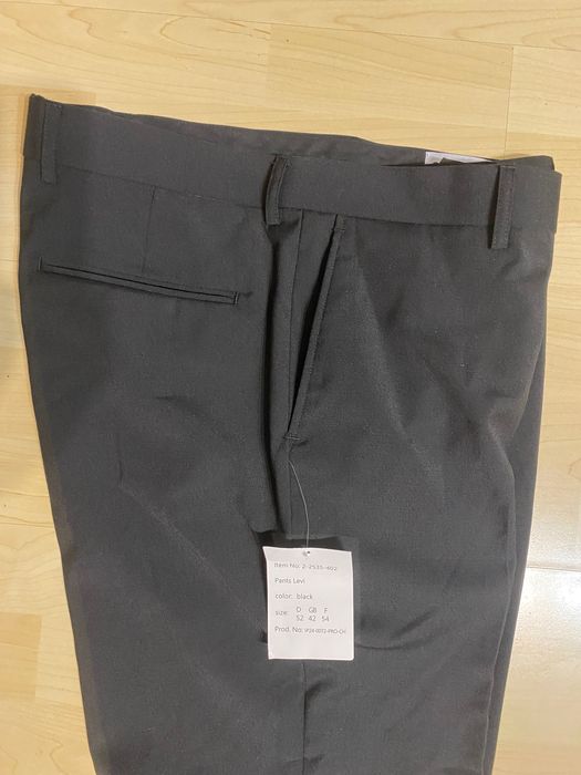 Продавам нов мъжки панталон