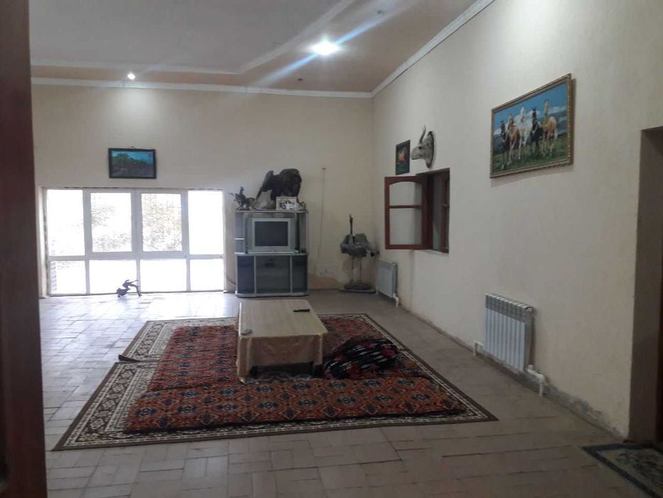 "Ishchi xodimlar dam olish binosi"