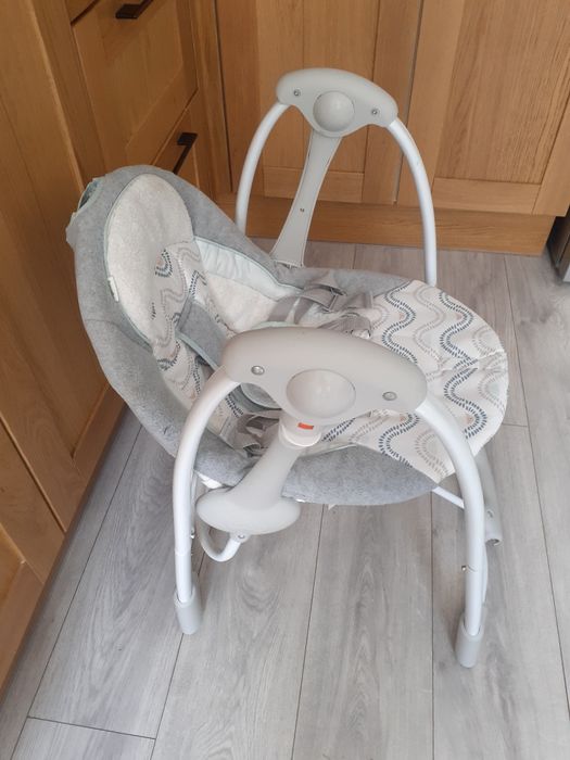 Vând leagăn de bebeluși