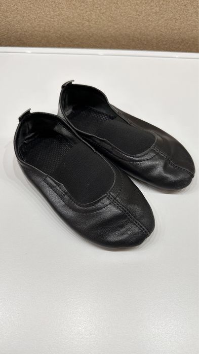 Чешки кожаные черные 29 размер